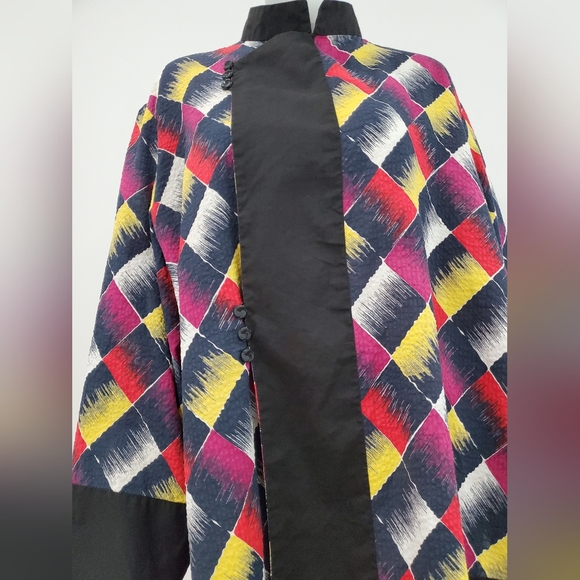 Top - Picture 3 of 5